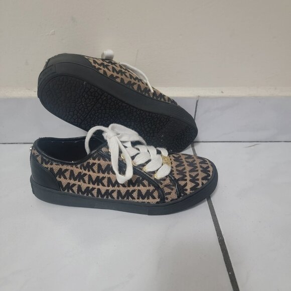 Michael Kors Brand womens tennis - Picture 2 of 4